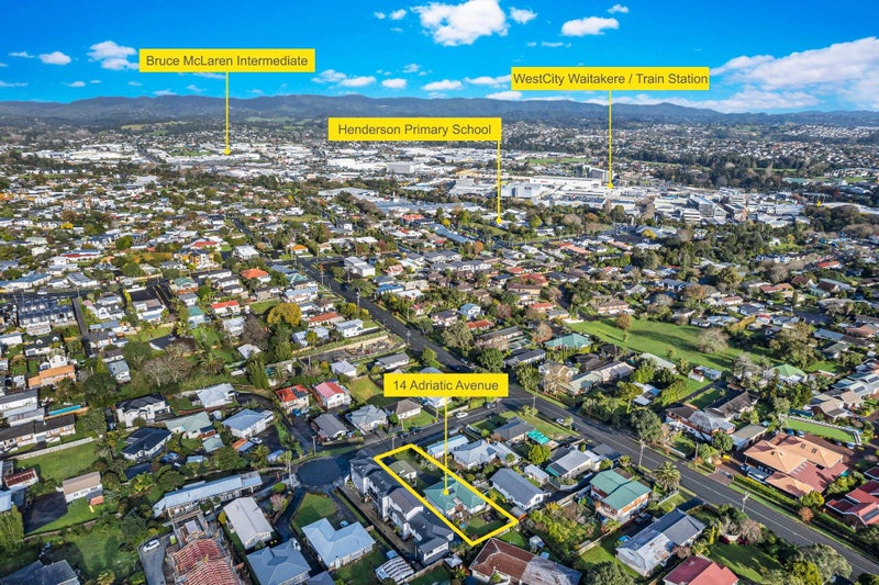 14 Adriatic Avenue, Henderson, Auckland - Carousel 2