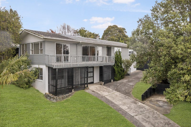 35 Marriott Road, Pakuranga, Auckland - Carousel 1