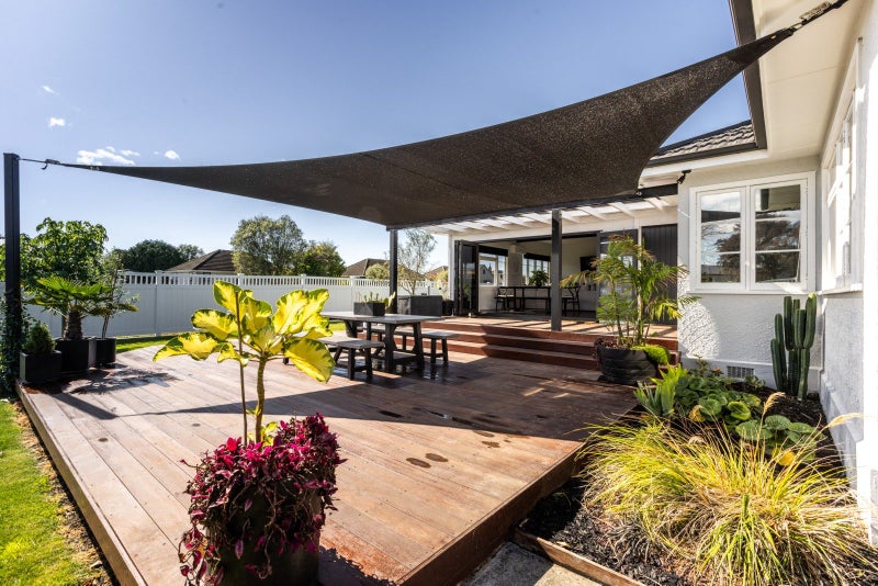 709 Grove Road, Mayfair, Hastings - Carousel 18