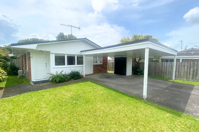 1A Innisfree Drive, Ellerslie, Auckland - Carousel 1