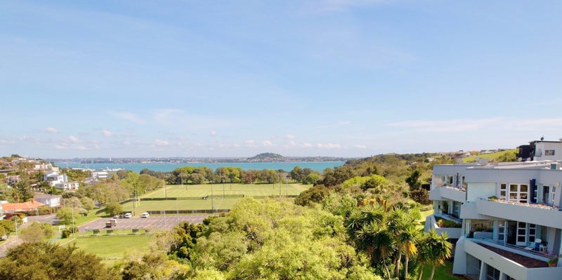 8/18 Takitimu Street, Orakei, Auckland - Carousel 2