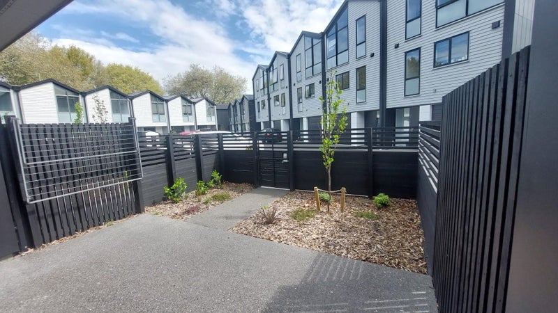 10/27 Harewood Road, Papanui, Christchurch - Carousel 8