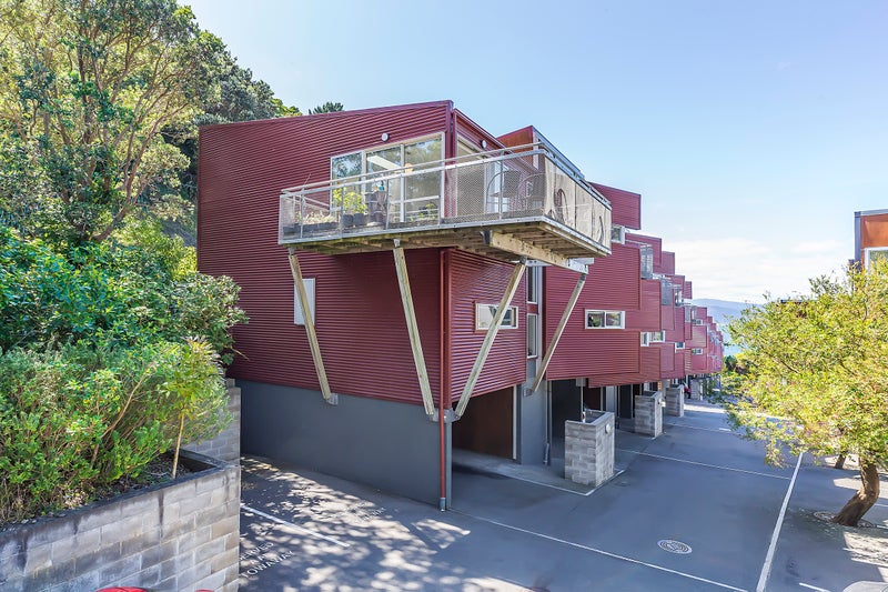 1/2 Onslow Road, Khandallah, Wellington - Carousel 1