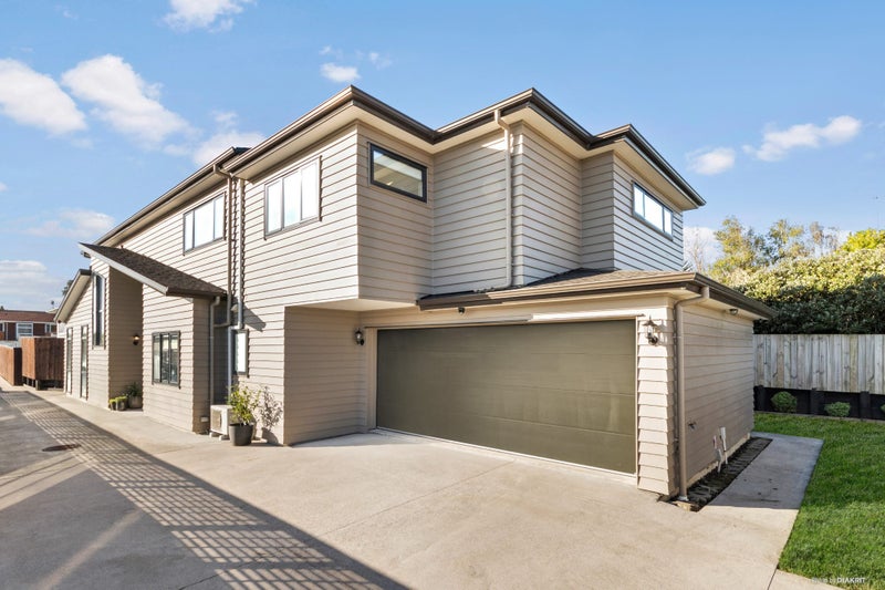 60A Savoy Road, Glen Eden, Auckland - Carousel 1