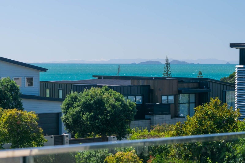 3 Shelby Place, Long Bay, Auckland - Carousel 21