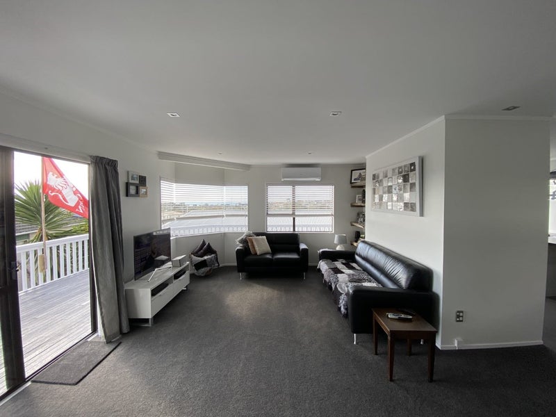 47 Polkinghorne Drive, Manly, Whangaparaoa - Carousel 1
