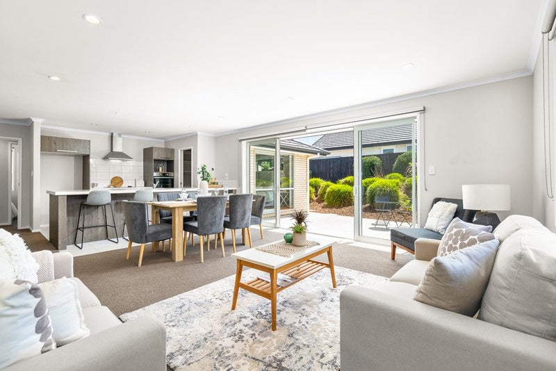 29 Lake Drive, Tikipunga, Whangarei - Carousel 1