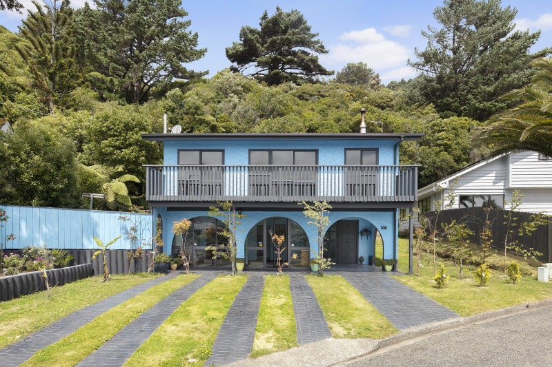 208 Pembroke Road, Wilton, Wellington - Carousel 1