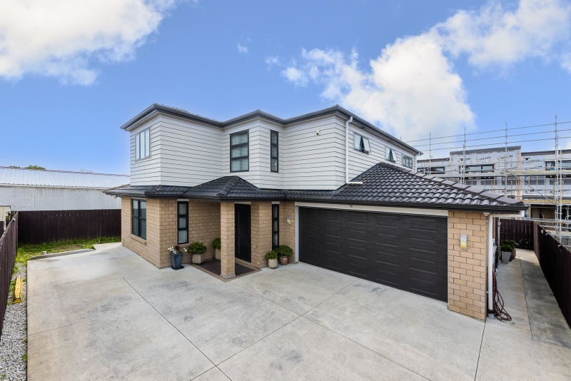 11A Thomas Road, Mangere, Auckland - Carousel 1