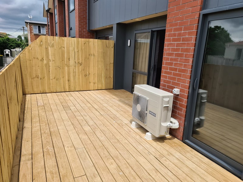 3/5 Ford Street, Hamilton East, Hamilton - Carousel 8