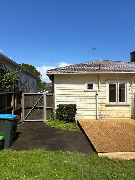 23 Cockburn Street, Grey Lynn, Auckland - Carousel 9