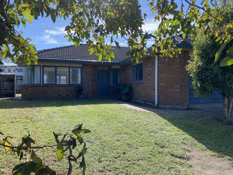 3 Wairakei Avenue, Papamoa Beach, Papamoa - Carousel 2