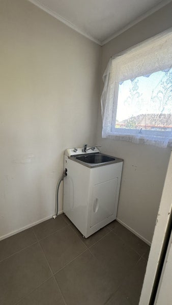 11 Jane Cowie Avenue, Otahuhu, Auckland - Carousel 9