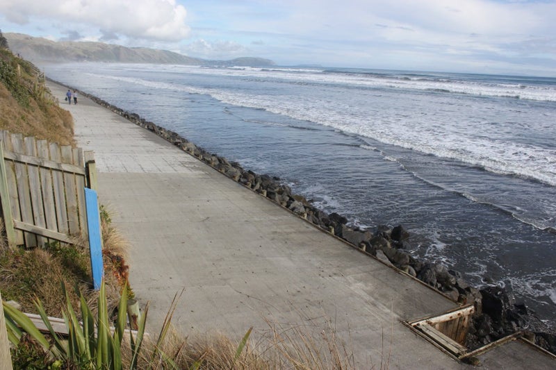 56 The Esplanade, Raumati South, Paraparaumu - Carousel 21