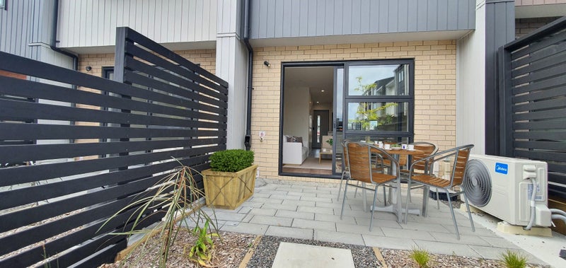 6/60 Selo Street, Glen Eden, Auckland - Carousel 2