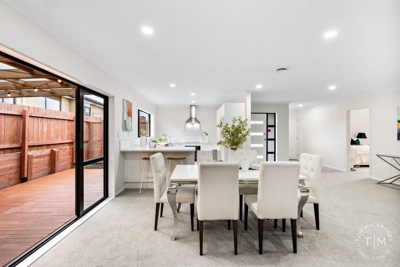 34 Saralee Drive, Manurewa, Auckland - Carousel 2