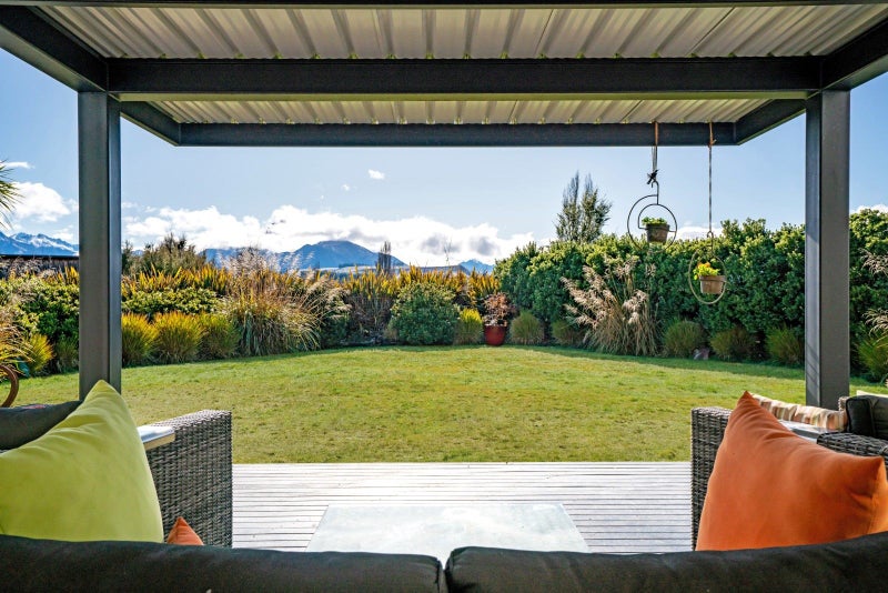 7 Wexford Street, Albert Town, Wanaka - Carousel 1