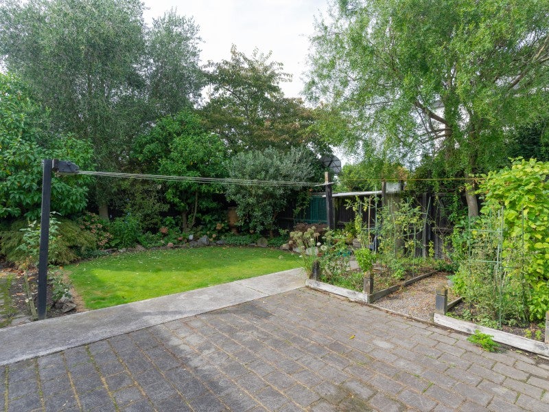 7 Regency Crescent, Redwood, Christchurch - Carousel 19