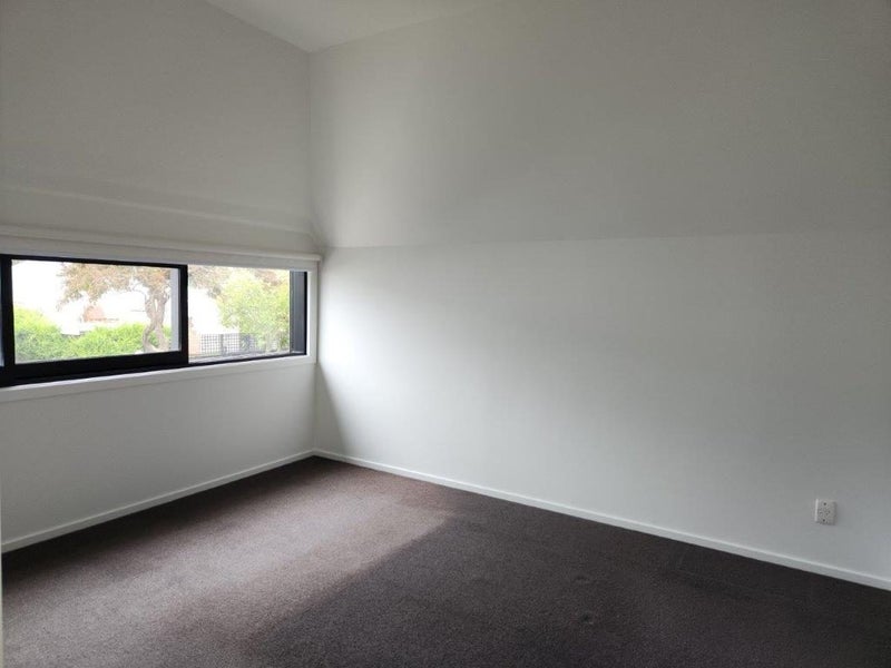 1/14 Taylors Avenue, Bryndwr, Christchurch - Carousel 12