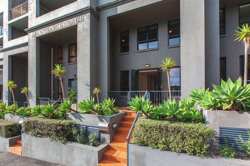 4D Marston Street, Parnell, Auckland - Carousel 1