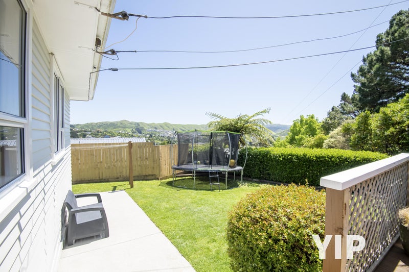 143 Helston Road, Paparangi, Wellington - Carousel 2