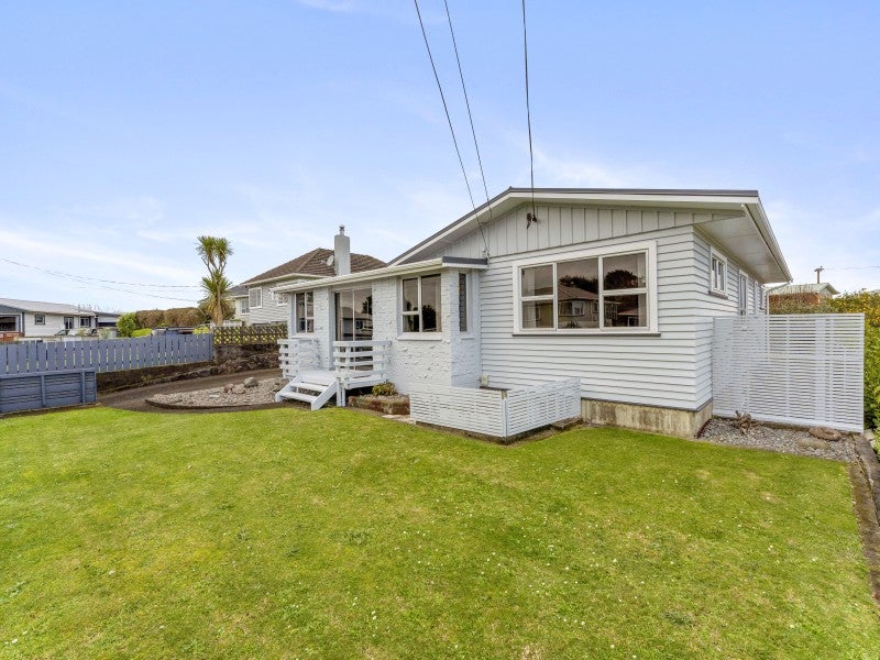 14 Clyde Street, Ferndale, New Plymouth - Carousel 26