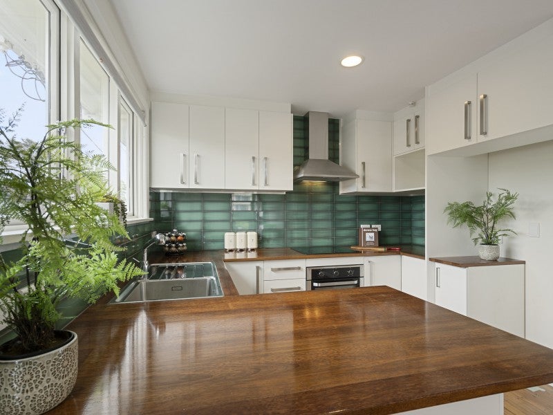 4/3 Fortune Lane, Trentham, Upper Hutt - Carousel 2