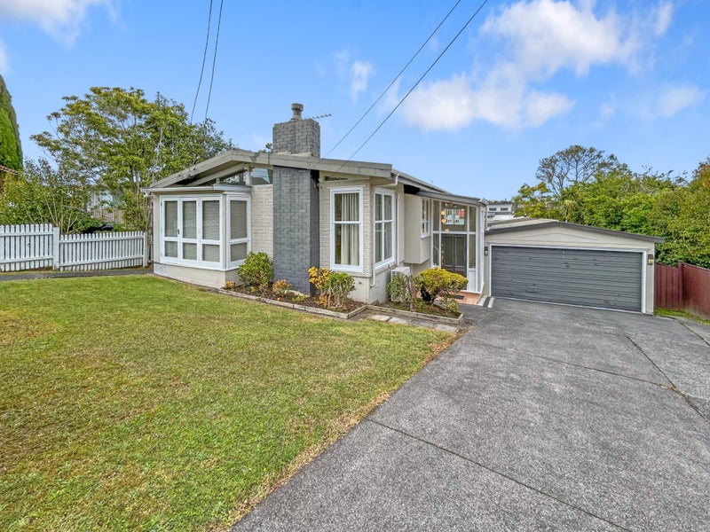 6 Mary Dreaver Street, New Windsor, Auckland - Carousel 2
