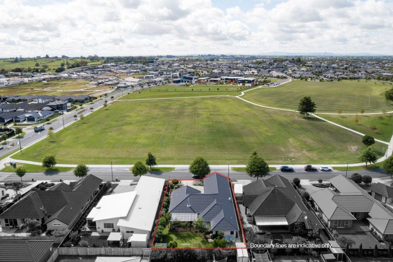 53 Meadowfield Street, Flagstaff, Hamilton - Carousel 1