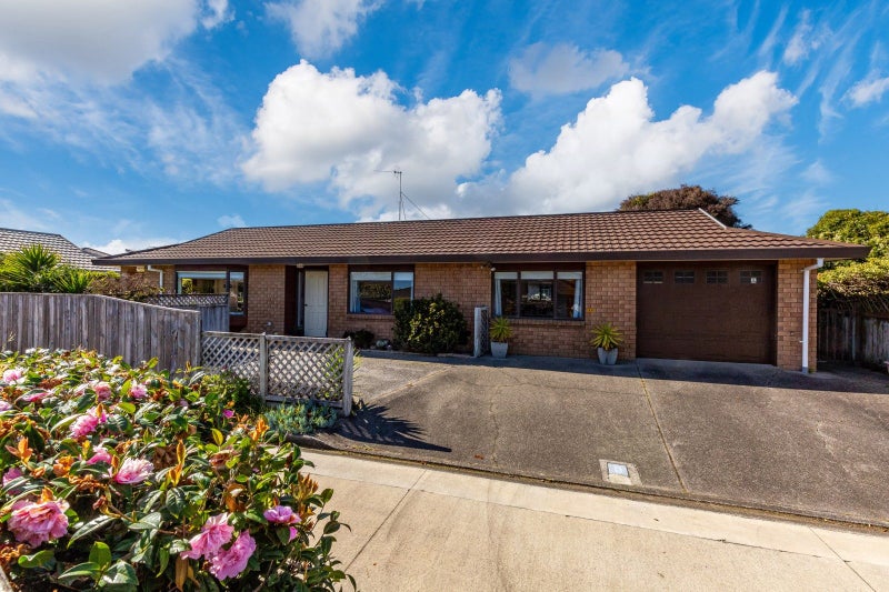94 Cedar Drive, Paraparaumu Beach, Paraparaumu - Carousel 1