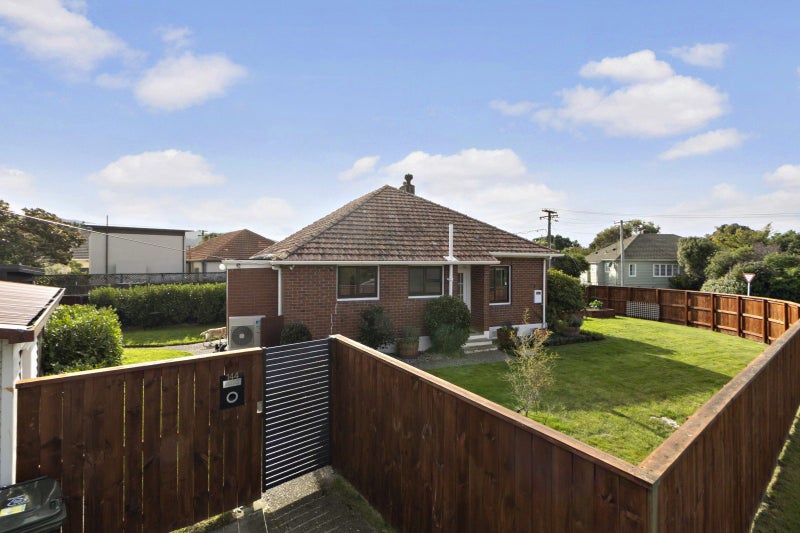 144 Oxford Terrace, Epuni, Lower Hutt - Carousel 2