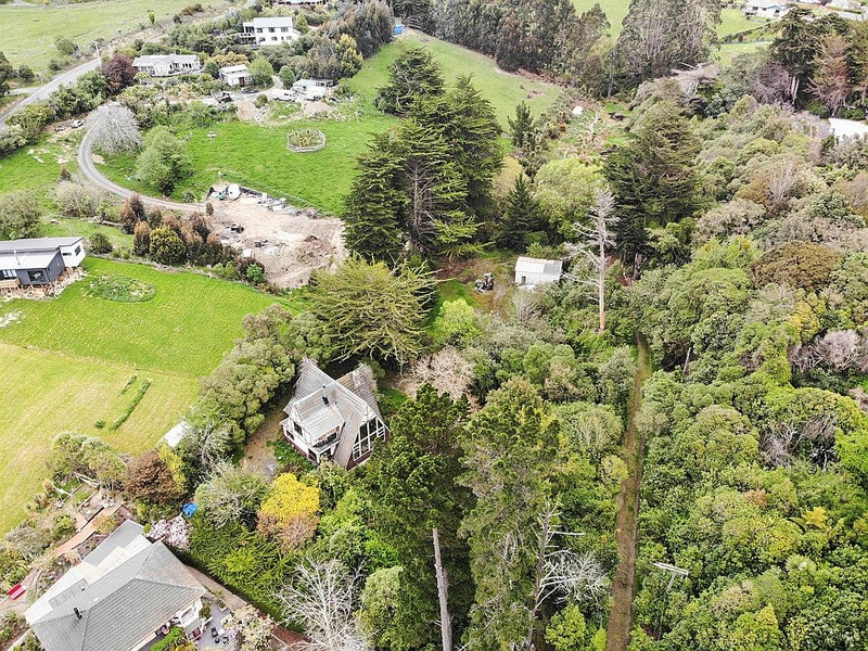 17 McAuley Road, Portobello, Dunedin - Carousel 2