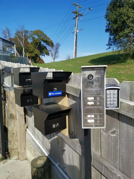 2 Boundary Road, New Windsor, Auckland - Carousel 14