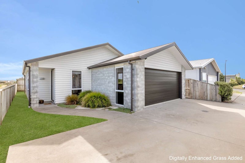 12 Franks Way, Papamoa Beach, Papamoa - Carousel 1