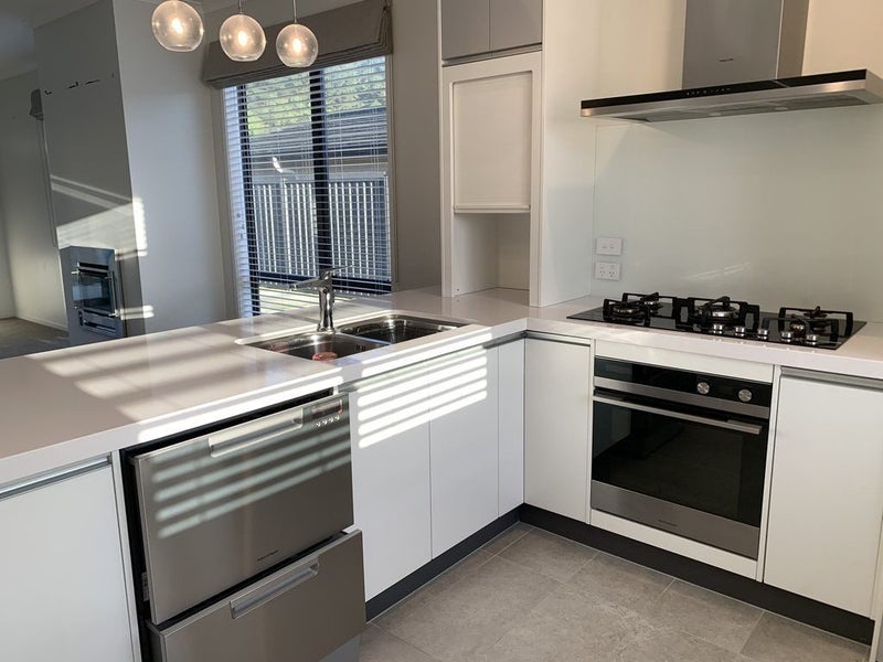 17 Somerby Mews, Silverstream, Upper Hutt - Carousel 2