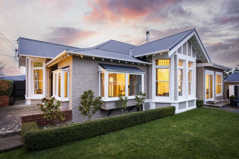 11 Belgrave Crescent, Kaikorai, Dunedin - Carousel 1