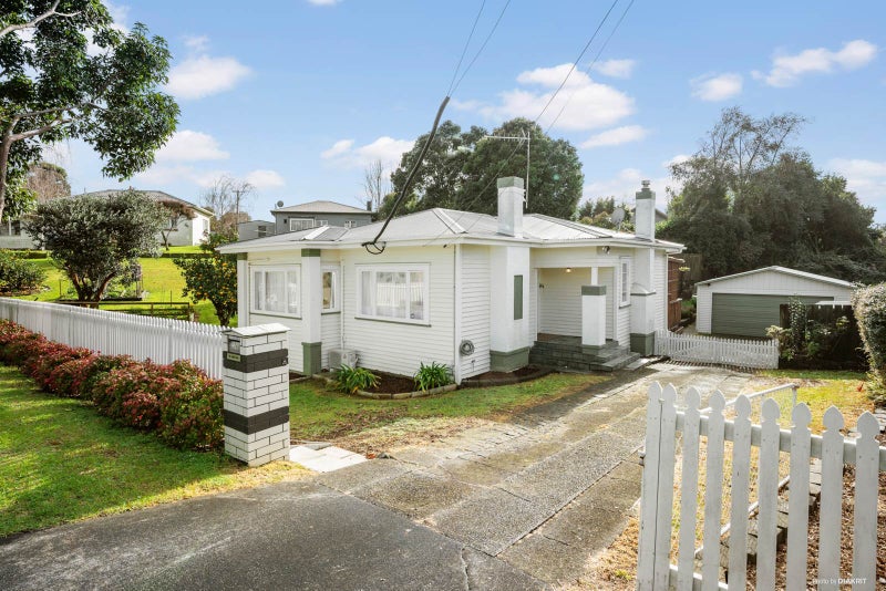 24 Sturges Avenue, Otahuhu, Auckland - Carousel 1