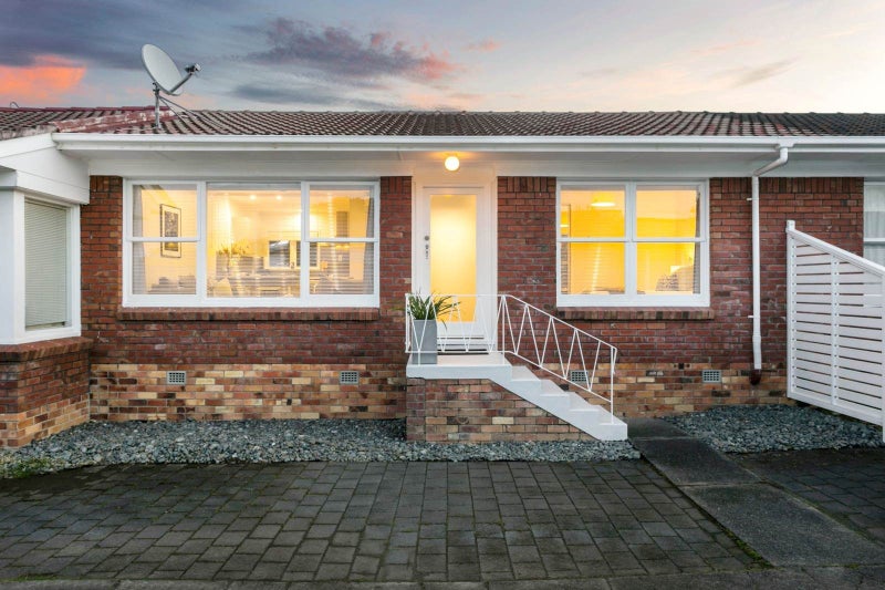 4/16 Karaka Street, Takapuna, Auckland - Carousel 2