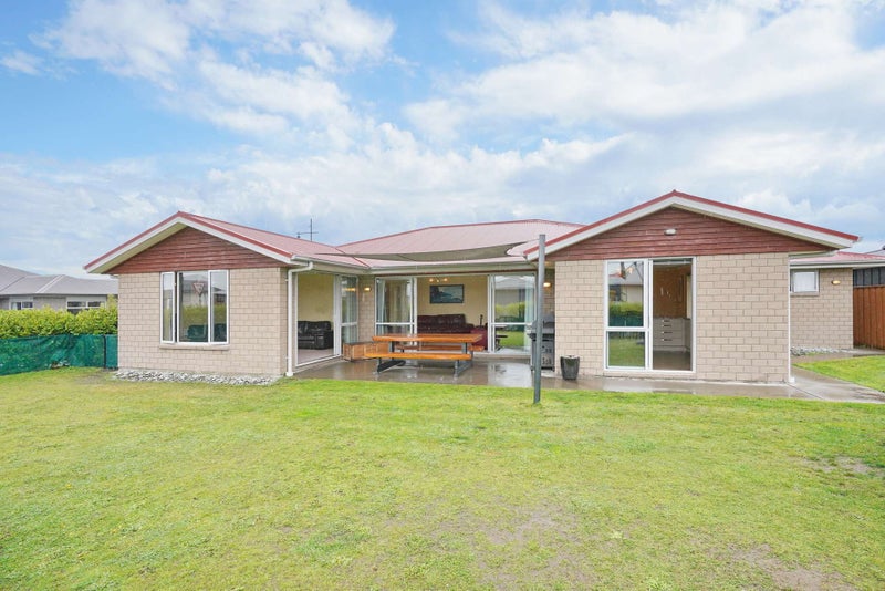 19 Turvey Street, Pegasus, Pegasus - Carousel 1