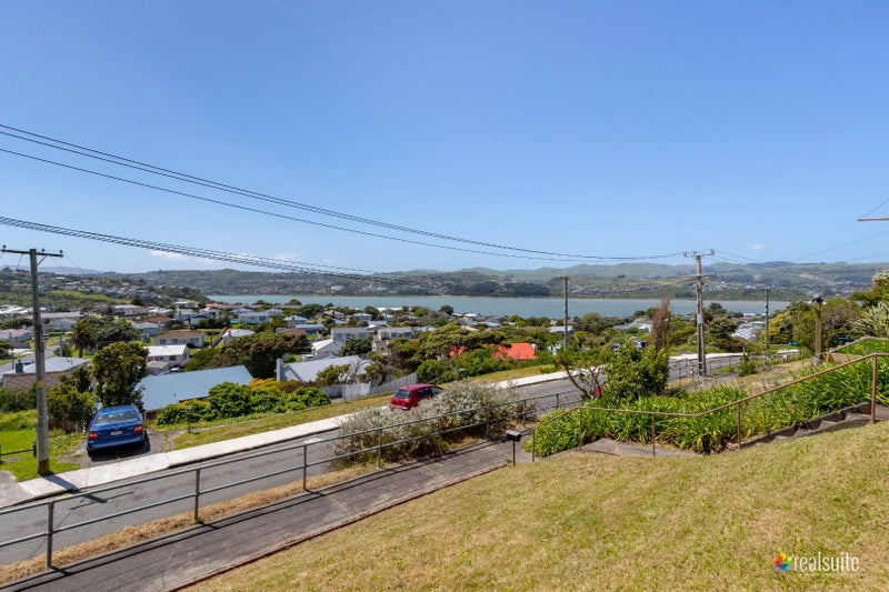 10 Piko Street, Titahi Bay, Porirua - Carousel 19