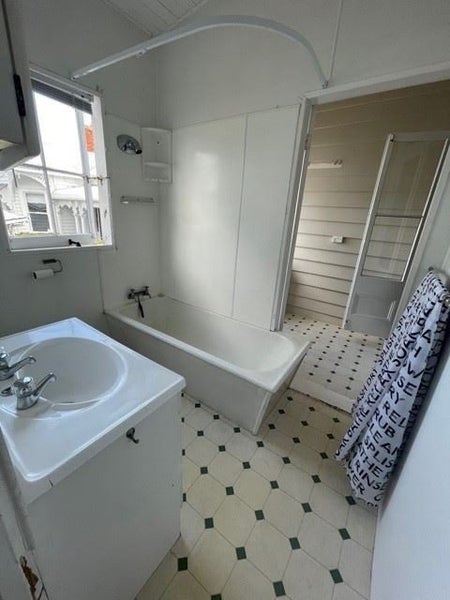 2/73 Market Road, Epsom, Auckland - Carousel 2