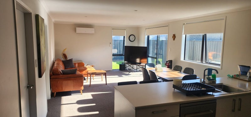 75 Tabraham Crescent, Pyes Pa, Tauranga - Carousel 2