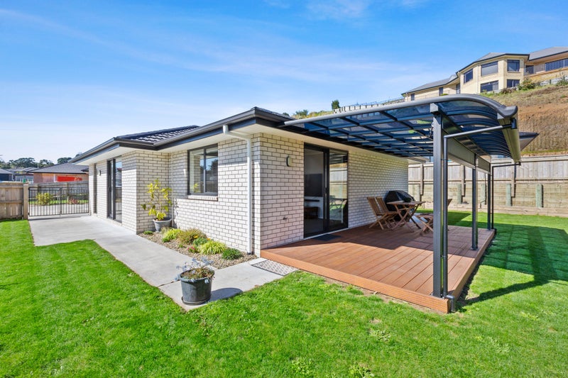 63 Magnolia Drive, Westown, New Plymouth - Carousel 1