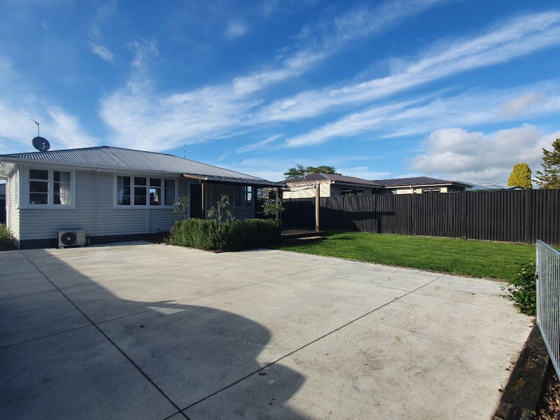 29A Collins Road, Melville, Hamilton - Carousel 1