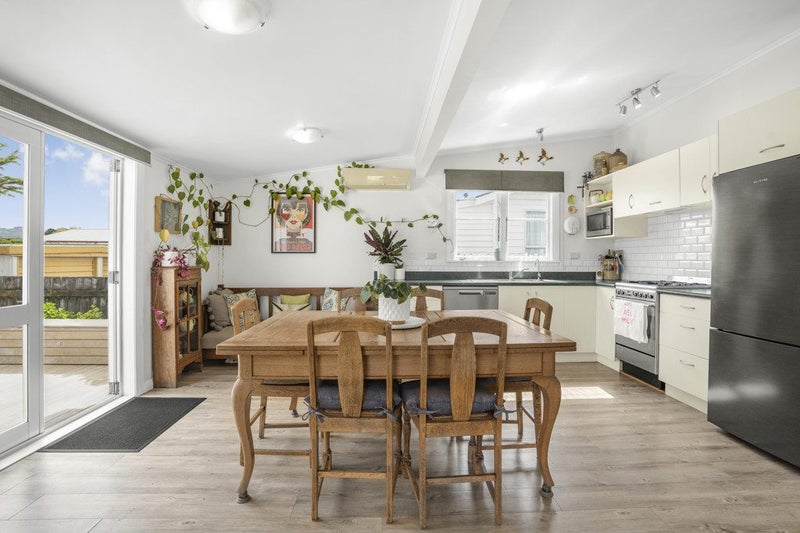 34 York Street, Moera, Lower Hutt - Carousel 2