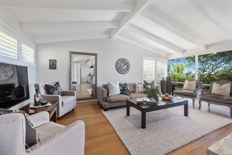 32 Seaview Avenue, Northcote, Auckland - Carousel 2