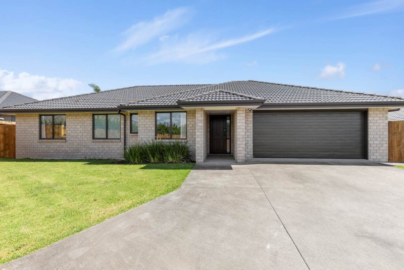 41 Sunningdale Street, Wattle Downs, Auckland - Carousel 1