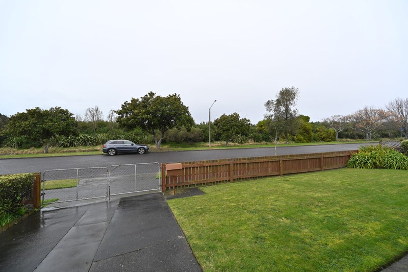 10 Spriggs Crescent, Greenmeadows, Napier - Carousel 15