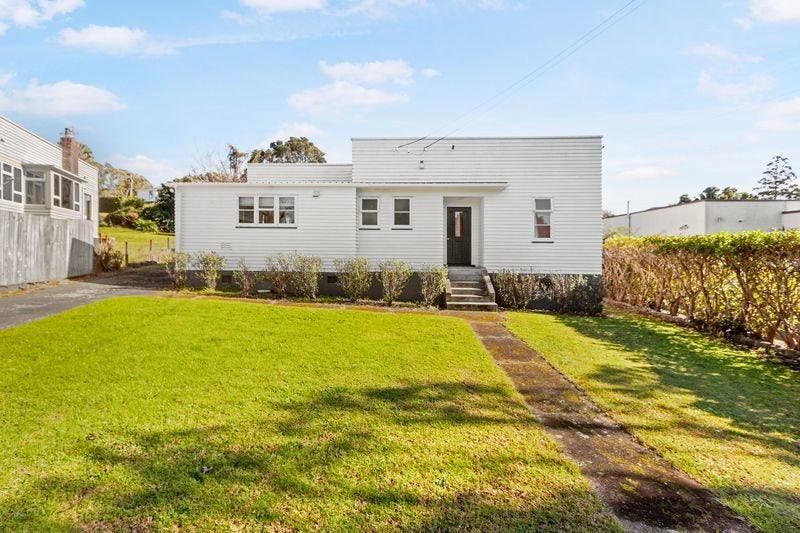 26 Kawau Road, Greenlane, Auckland - Carousel 1