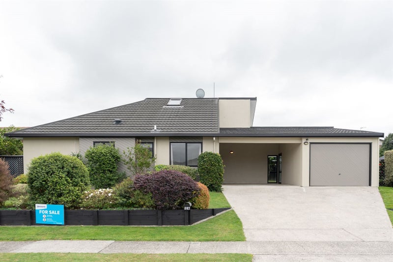 12A Ashley Street, St Andrews, Hamilton - Carousel 2